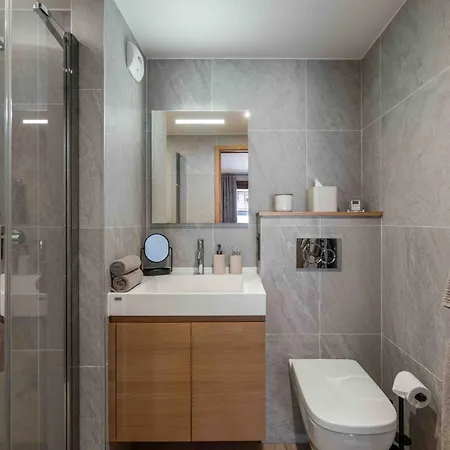 Alpesi faház Spacieux A Avec Sauna Et Jacuzzi - Fr-1-563-142